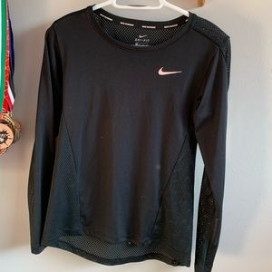 Mesh back Nike running long sleeve